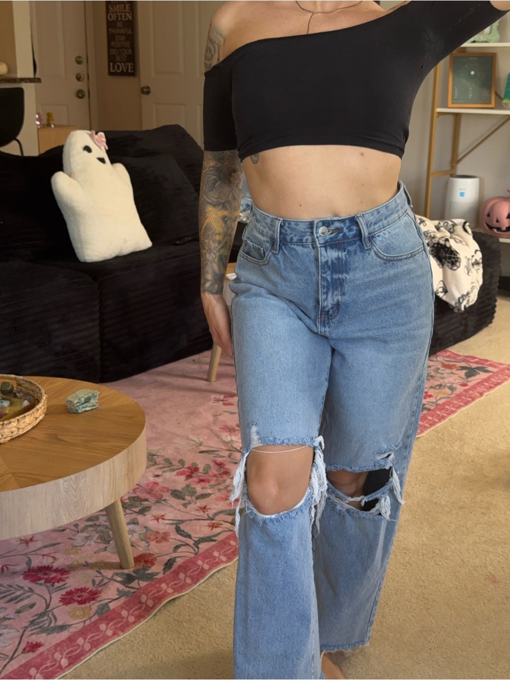 Relaxed Boyfriend Jeans in Light Blue with Knee Rips